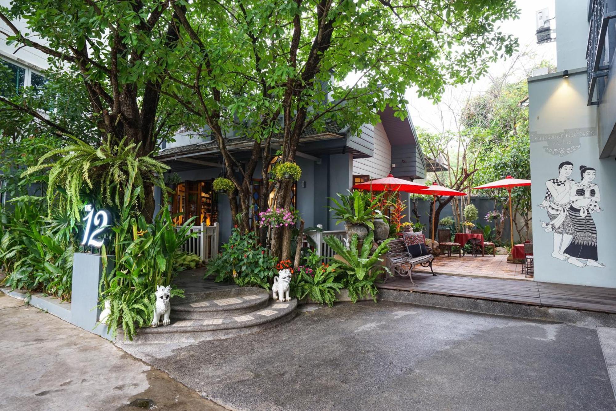 At Pingnakorn Nimman Hotel Чіангмай Екстер'єр фото