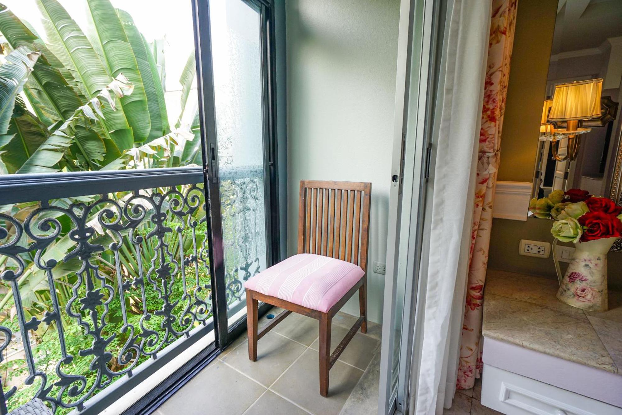 At Pingnakorn Nimman Hotel Чіангмай Екстер'єр фото